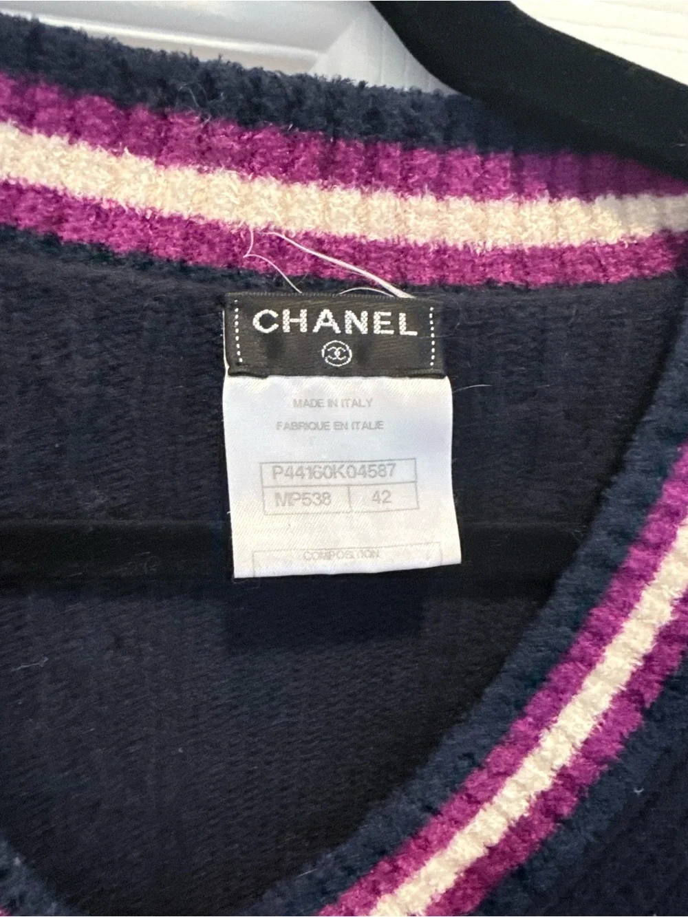 CHANEL Navy V-Neck Cable Knit Sweater with Pink & White Trim
